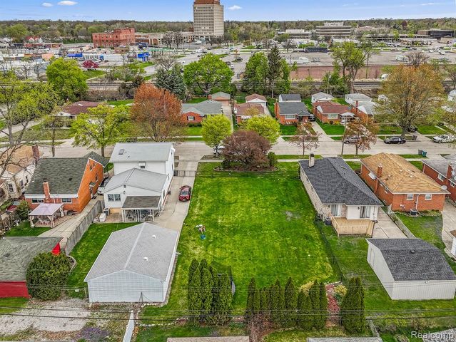 23323 Park Street, Dearborn, MI 48124