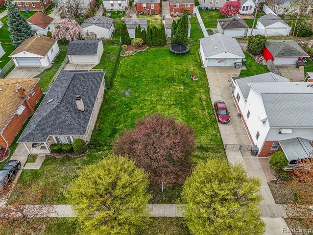 23323 Park Street, Dearborn, MI 48124