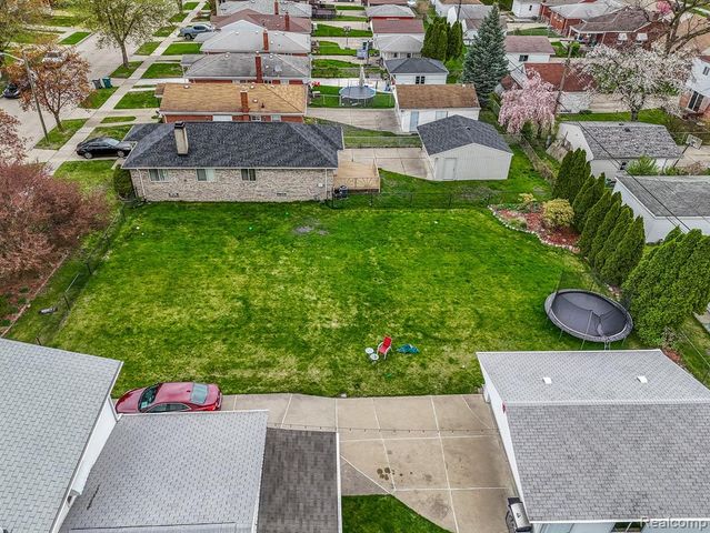 23323 Park Street, Dearborn, MI 48124