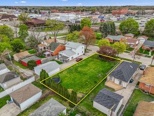 23323 Park Street, Dearborn, MI 48124