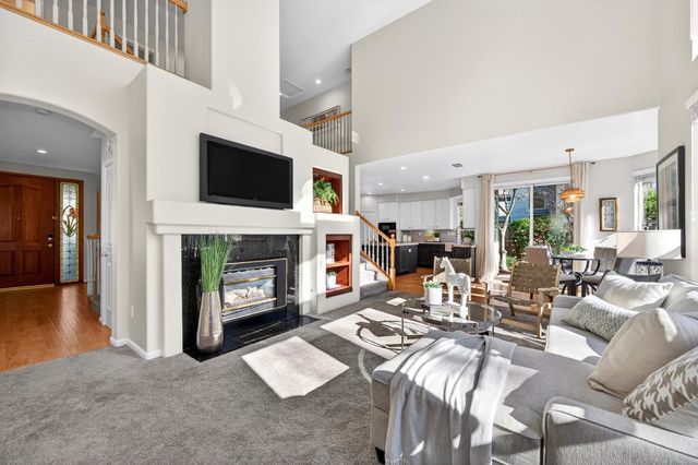 1425 Humbug Creek Dr, Folsom, CA 95630