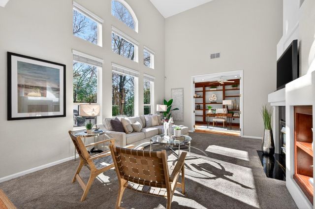 1425 Humbug Creek Dr, Folsom, CA 95630