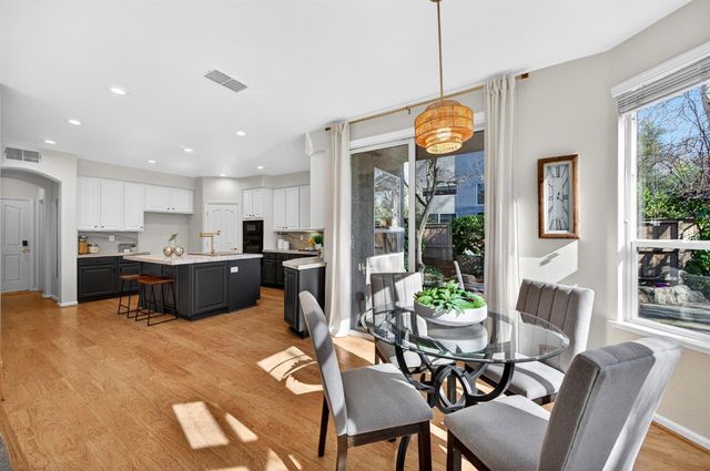 1425 Humbug Creek Dr, Folsom, CA 95630