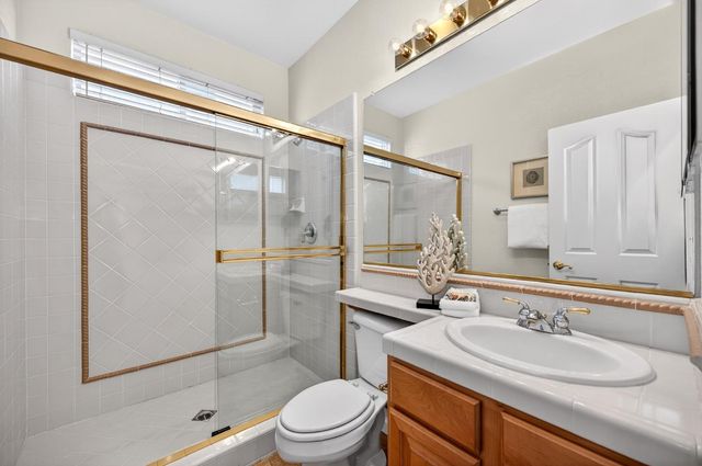 1425 Humbug Creek Dr, Folsom, CA 95630