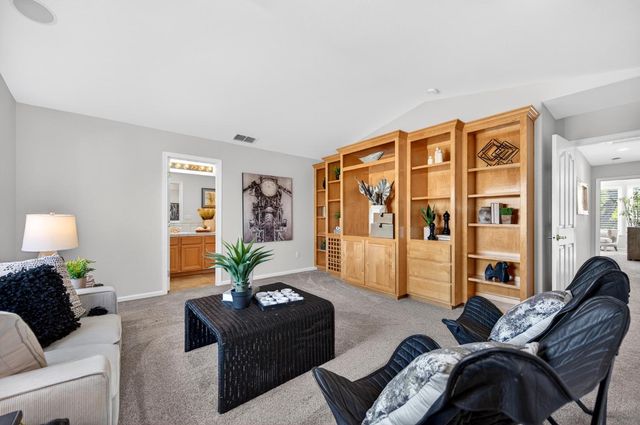 1425 Humbug Creek Dr, Folsom, CA 95630