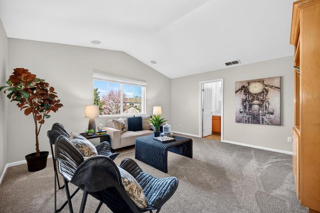 1425 Humbug Creek Dr, Folsom, CA 95630