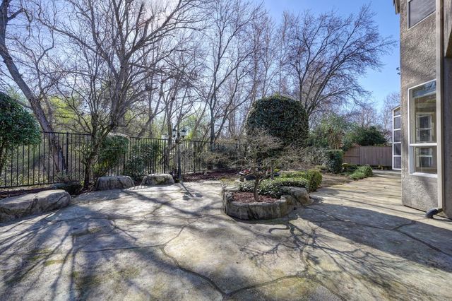 1425 Humbug Creek Dr, Folsom, CA 95630