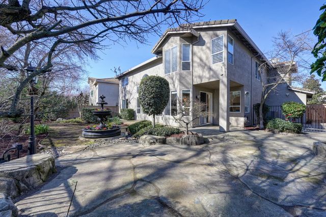 1425 Humbug Creek Dr, Folsom, CA 95630