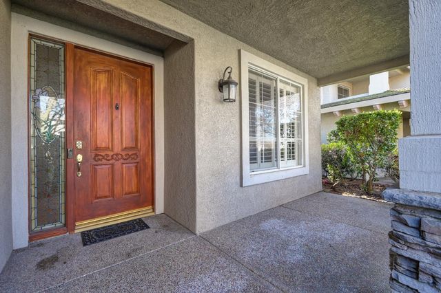 1425 Humbug Creek Dr, Folsom, CA 95630