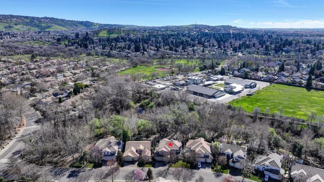 1425 Humbug Creek Dr, Folsom, CA 95630