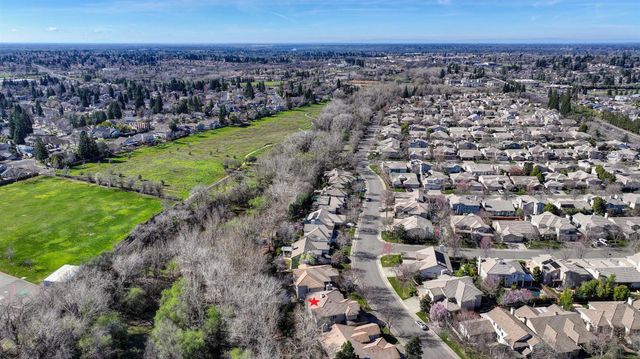 1425 Humbug Creek Dr, Folsom, CA 95630