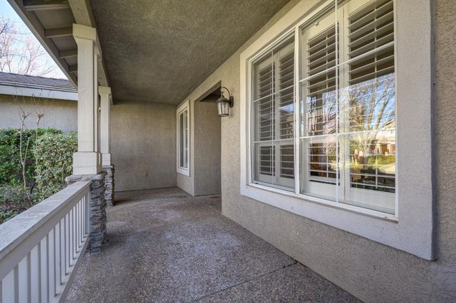 1425 Humbug Creek Dr, Folsom, CA 95630