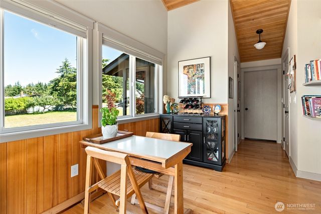 1045 NE Summit Loop, Coupeville, WA 98239
