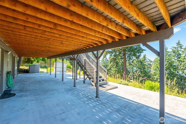 1045 NE Summit Loop, Coupeville, WA 98239