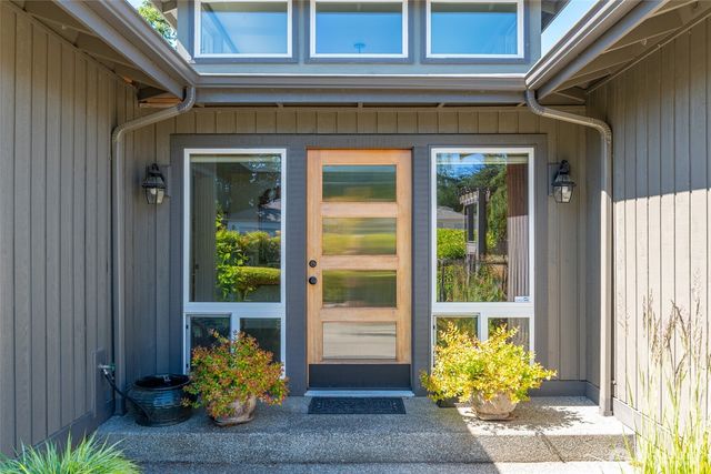 1045 NE Summit Loop, Coupeville, WA 98239