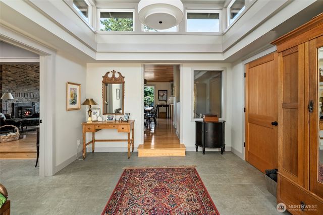 1045 NE Summit Loop, Coupeville, WA 98239