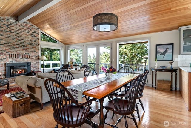 1045 NE Summit Loop, Coupeville, WA 98239