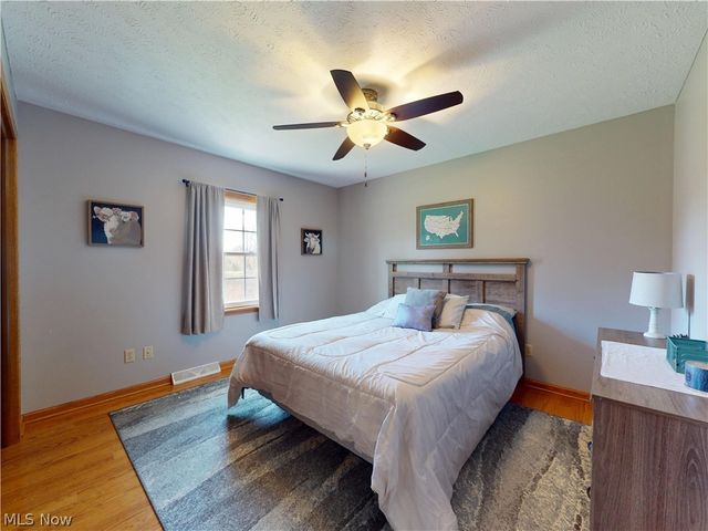 10415 Penniman Drive, Chardon, OH 44024