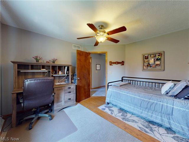 10415 Penniman Drive, Chardon, OH 44024