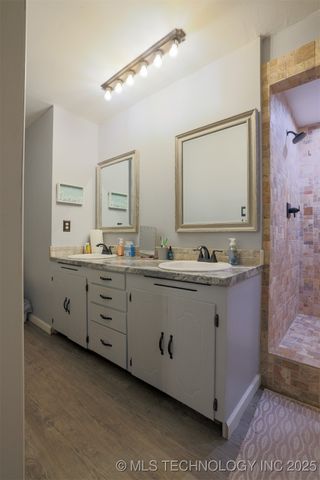 417717 E 1145 Road, Eufaula, OK 74432