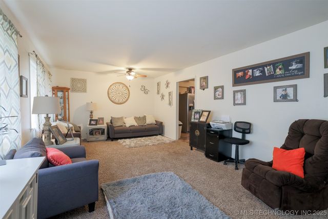 417717 E 1145 Road, Eufaula, OK 74432