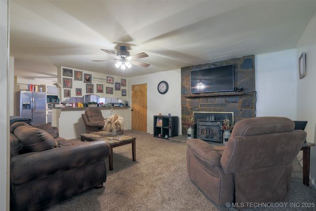 417717 E 1145 Road, Eufaula, OK 74432