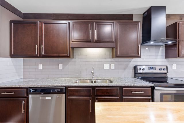 4022 Commons Dr, Spring Hill, TN 37174