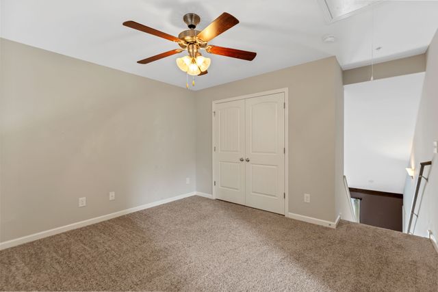 4022 Commons Dr, Spring Hill, TN 37174