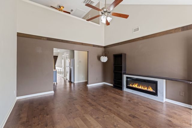 4022 Commons Dr, Spring Hill, TN 37174