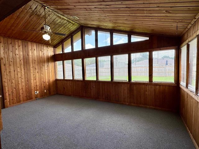 3013 Roderick St, Morgan City, LA 70380