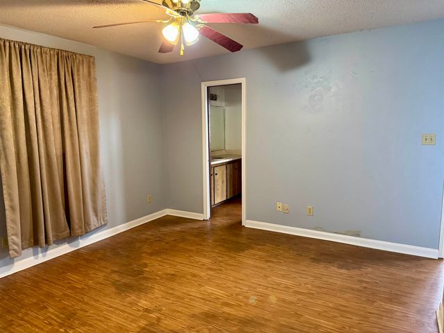 3013 Roderick St, Morgan City, LA 70380