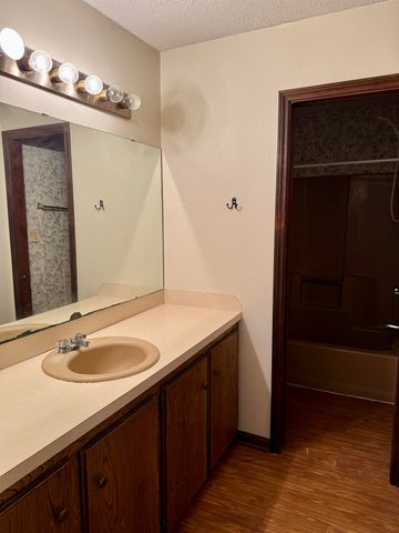 3013 Roderick St, Morgan City, LA 70380