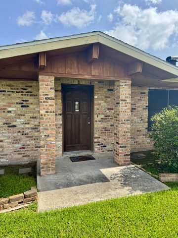 3013 Roderick St, Morgan City, LA 70380