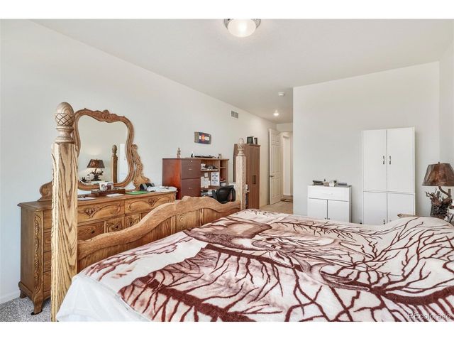 5066 N Quemoy Ct, Aurora, CO 80019