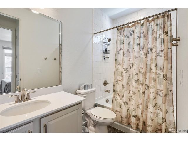 5066 N Quemoy Ct, Aurora, CO 80019