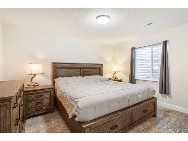 5066 N Quemoy Ct, Aurora, CO 80019