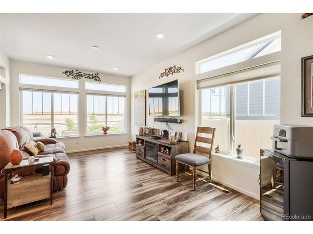 5066 N Quemoy Ct, Aurora, CO 80019