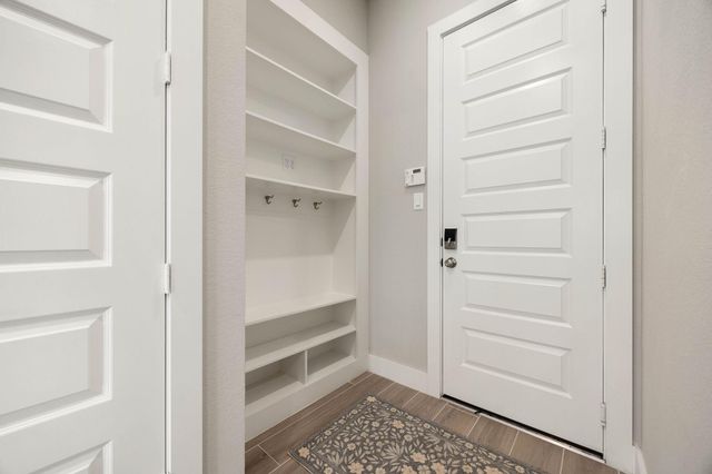 26911 Longwood Ledge Lane, The Woodlands, TX 77389