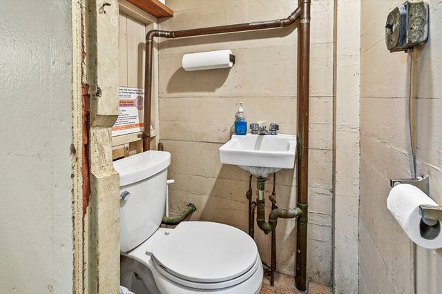 1080 Stafford Street, Leicester, MA 01542