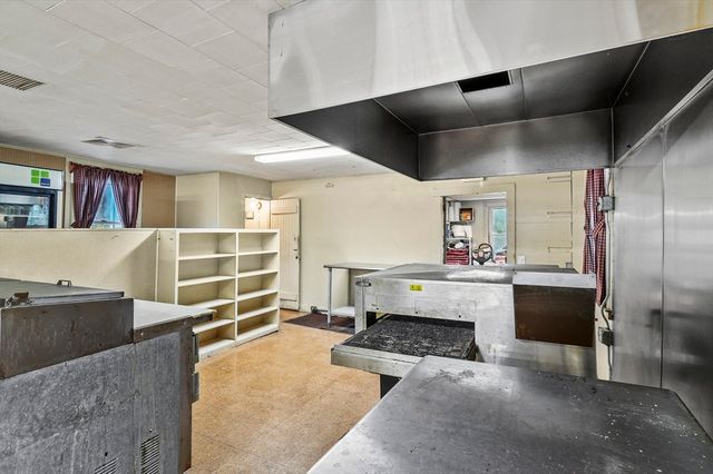 1080 Stafford Street, Leicester, MA 01542