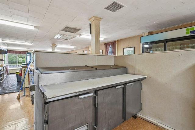 1080 Stafford Street, Leicester, MA 01542