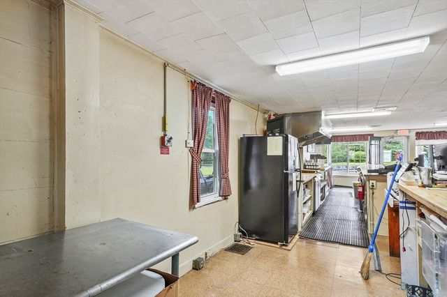 1080 Stafford Street, Leicester, MA 01542