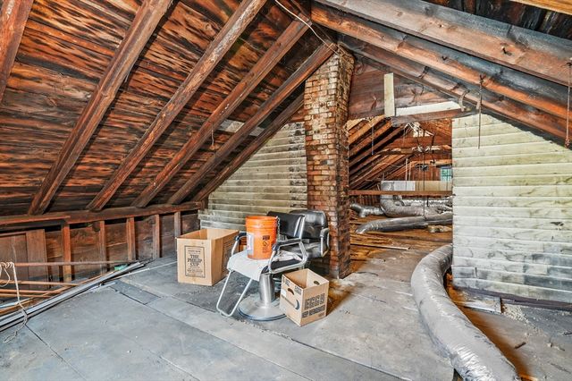 1080 Stafford Street, Leicester, MA 01542