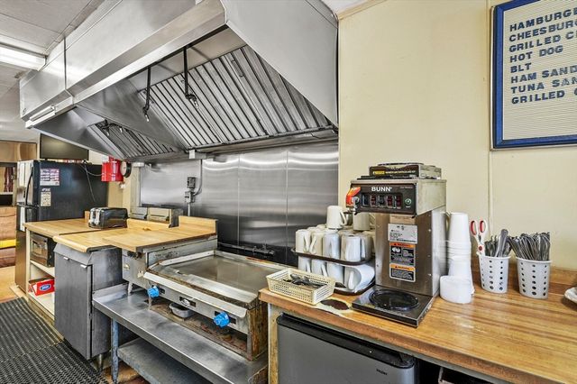 1080 Stafford Street, Leicester, MA 01542