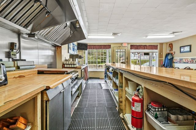 1080 Stafford Street, Leicester, MA 01542