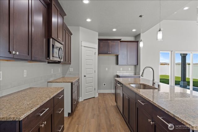 700 N Street NE, Quincy, WA 98848