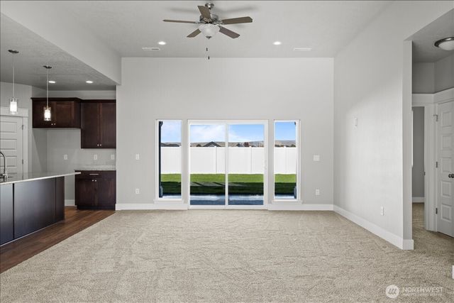 700 N Street NE, Quincy, WA 98848