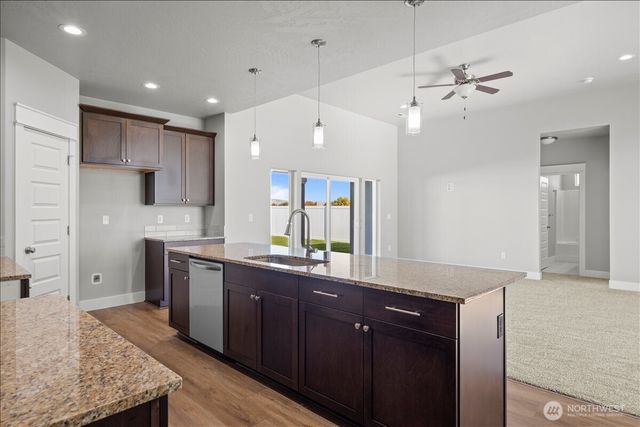 700 N Street NE, Quincy, WA 98848