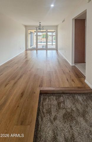 5115 W MERCER Lane, Glendale, AZ 85304