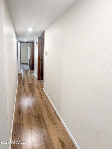 5115 W MERCER Lane, Glendale, AZ 85304